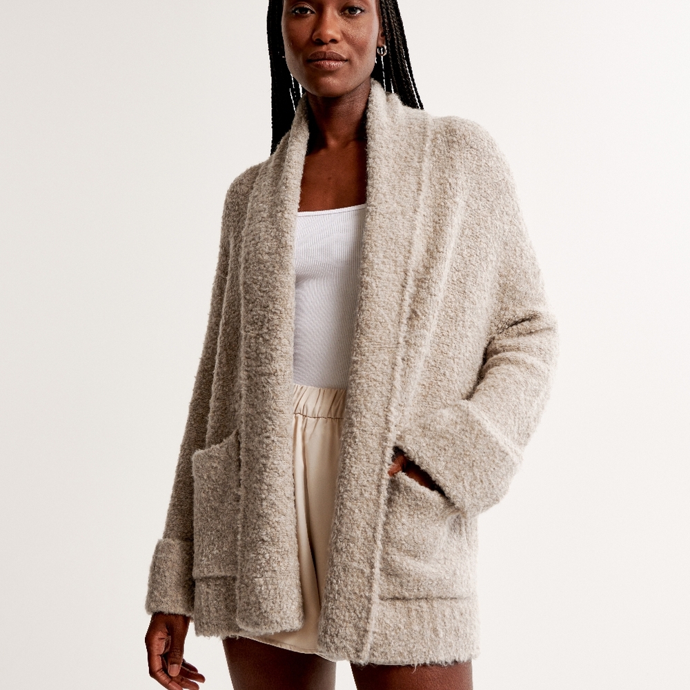 Abercrombie & Fitch Beige Soft Cardigan Size XXS/XS